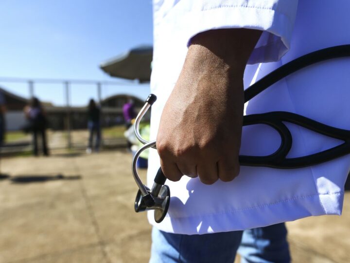Médico fala sobre infecção urinária e dá dicas para evitar a doença