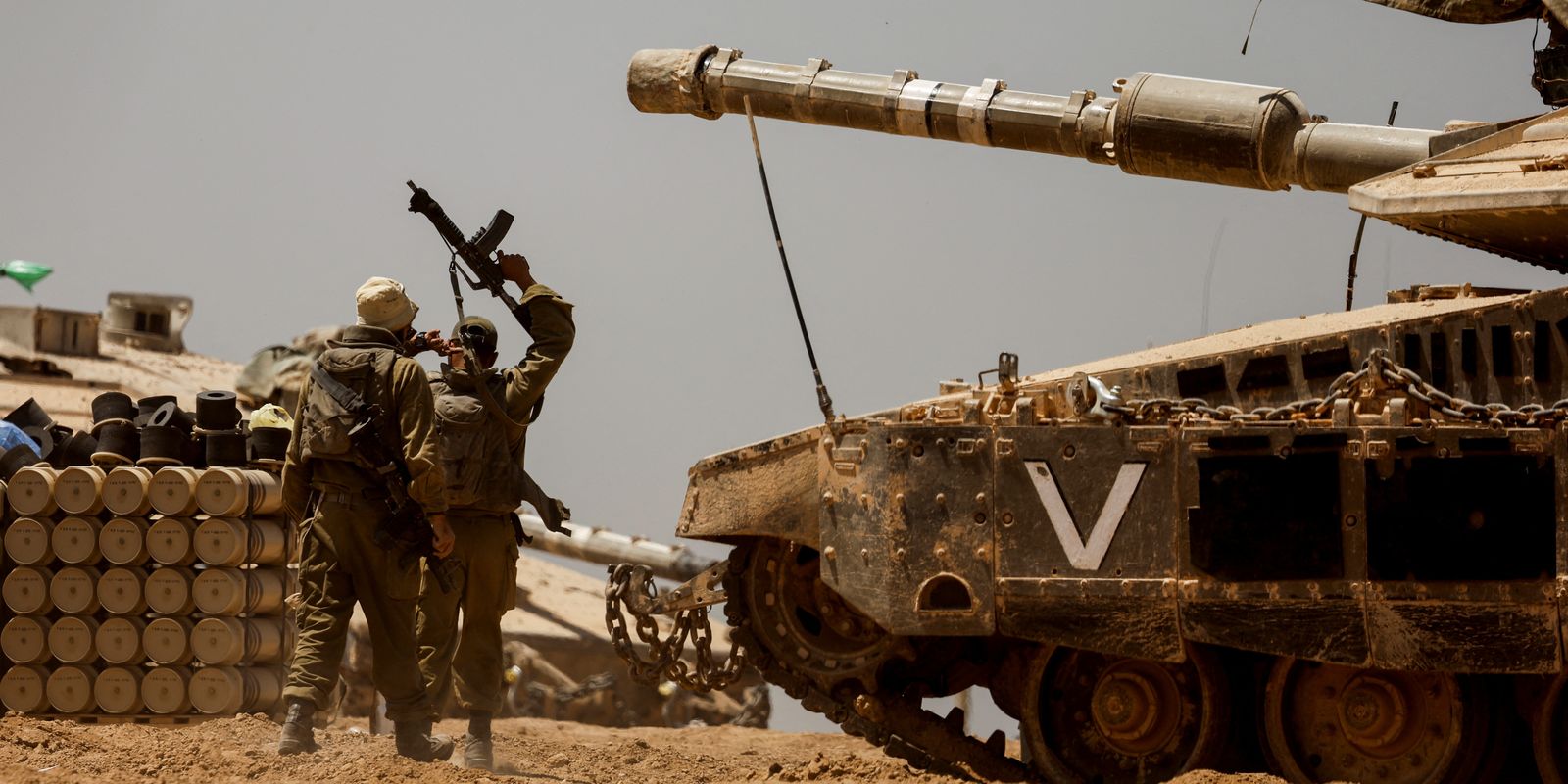 Israel ataca carros de ajuda humanitária e causa a morte de 4 pessoas