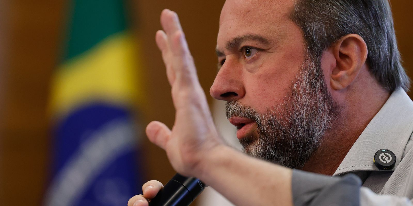 Ministro de Minas Energia diz que não há risco de crise energética