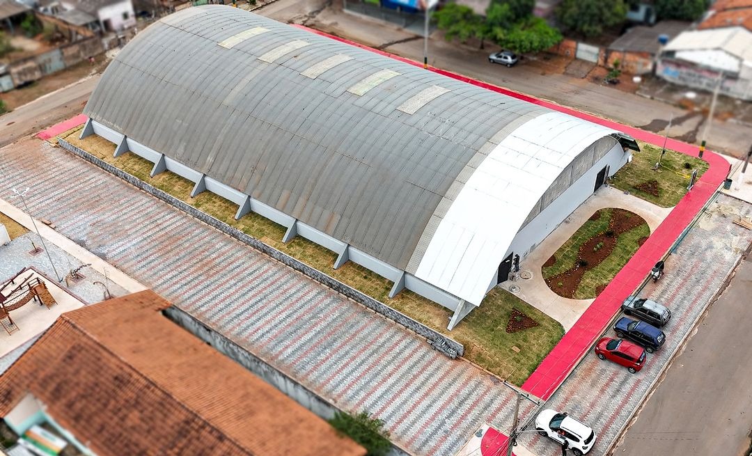 GINÁSIO POLIESPORTIVO DO CÉU AZUL ESTÁ GANHANDO NOVA ESTRUTURA