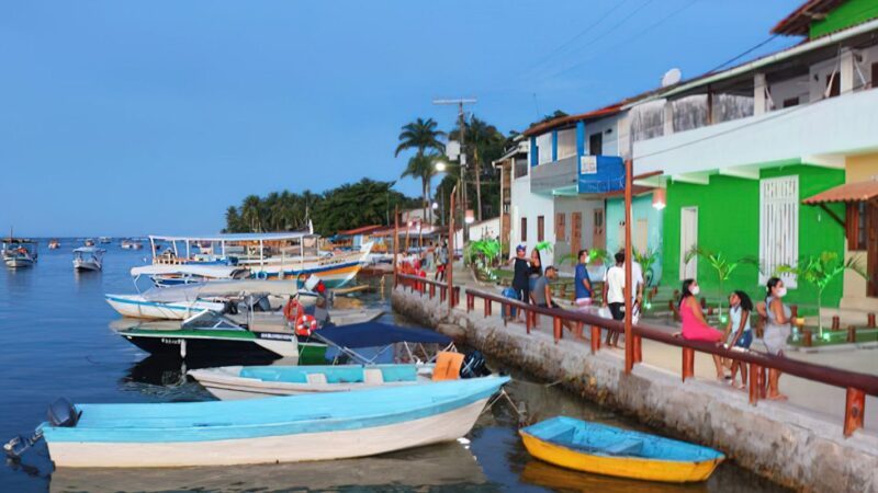 Na Bahia, Ilha de Boipeba recebe festa literária e celebra ancestrais