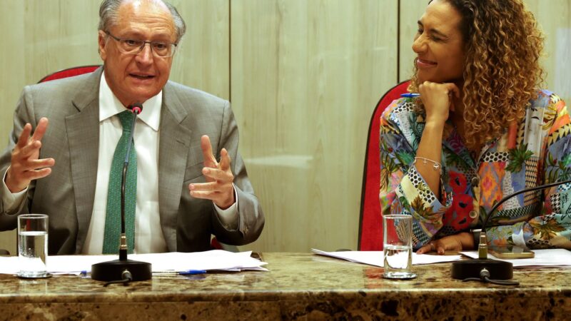 Governo lança programa para incentivar negros no comércio exterior