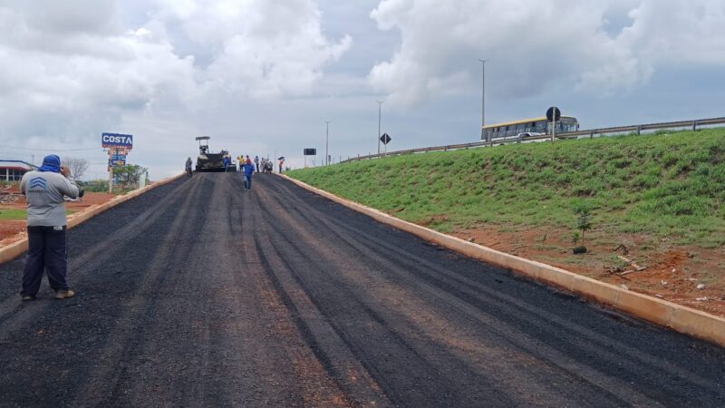 GOVERNO MUNICIPAL INICIA OBRA DE PAVIMENTAÇÃO DA PONTE ENTRE OS BAIRROS IPANEMA E PARQUE RIO BRANCO