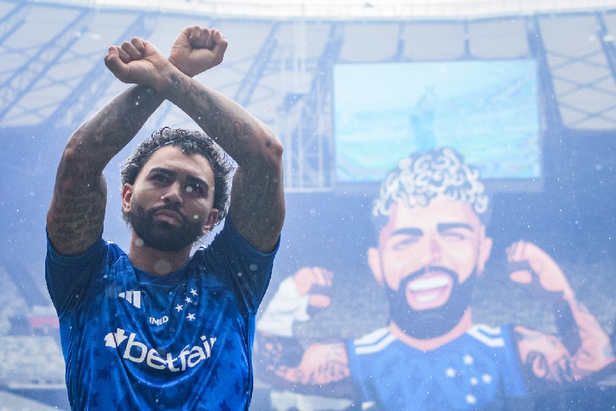 Fernando Diniz exalta Gabigol e define papel do atacante