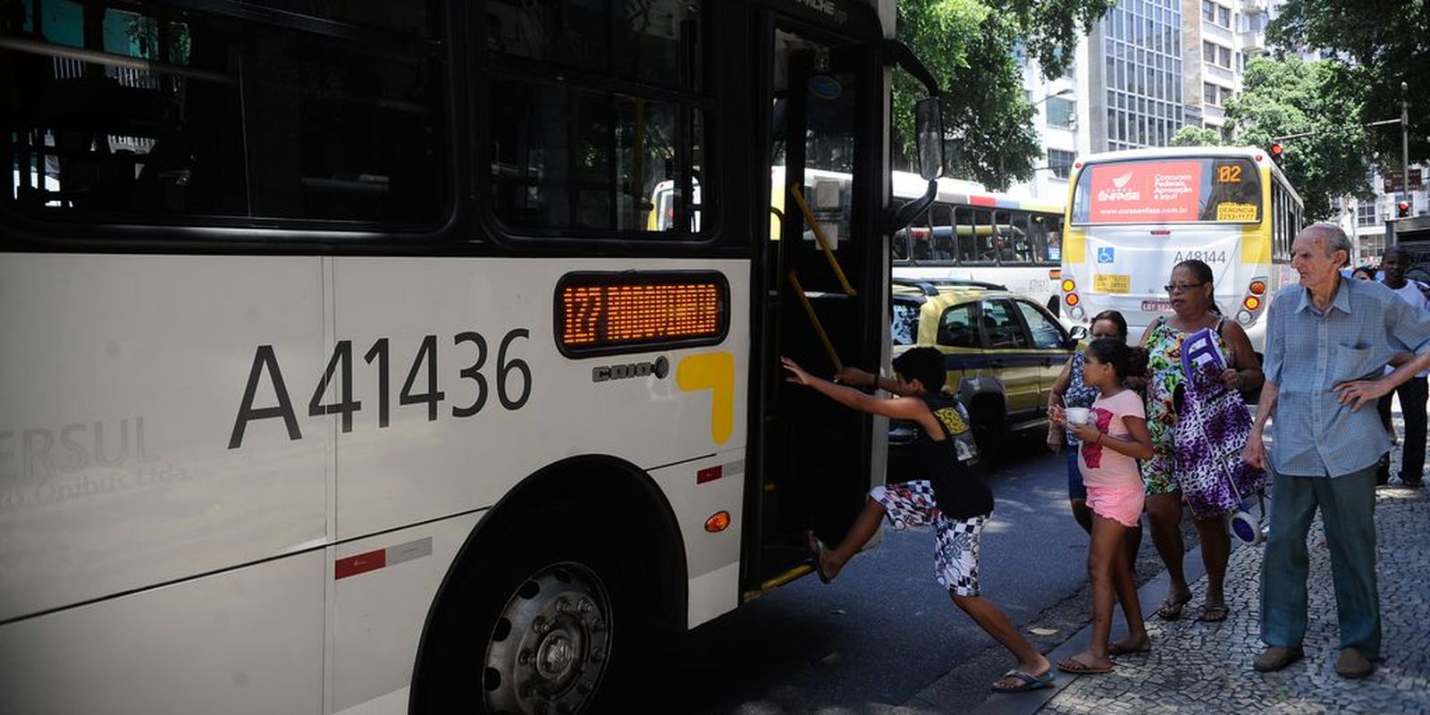 Pelo menos 6 capitais começam 2025 com reajuste nas tarifas de ônibus