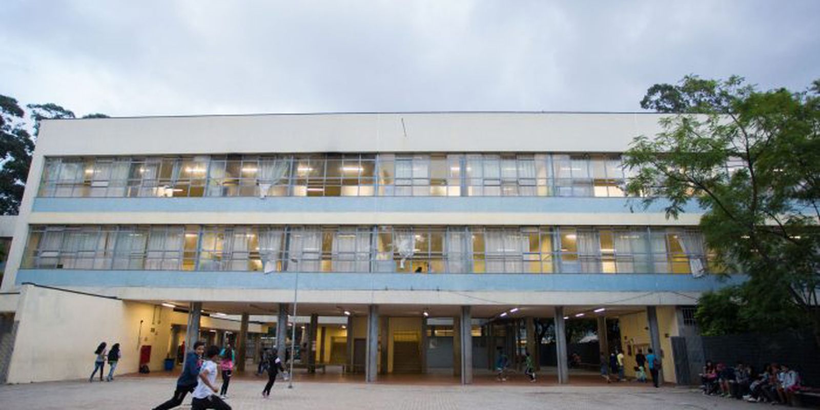 SP: Justiça suspende projeto de terceirização da gestão de escolas
