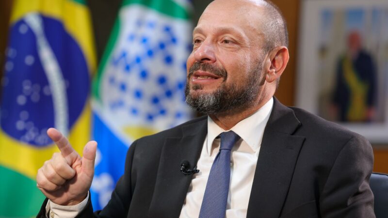 Nove milhões de aposentados e pensionistas serão notificados pelo INSS