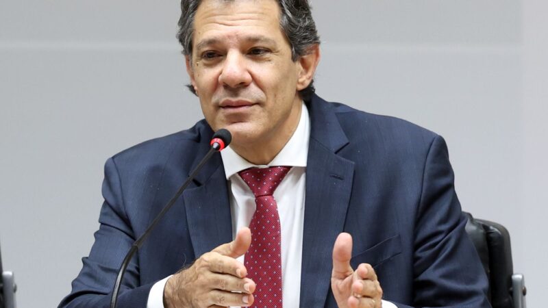 Revisão sobre cobrança do IOF foi para evitar especulação, diz Haddad