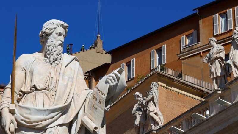 Conclave para eleger novo papa começa na madrugada desta quarta-feira