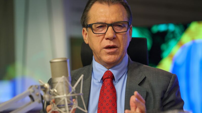Jornada 6×1 é cruel, diz ministro do Trabalho, Luiz Marinho