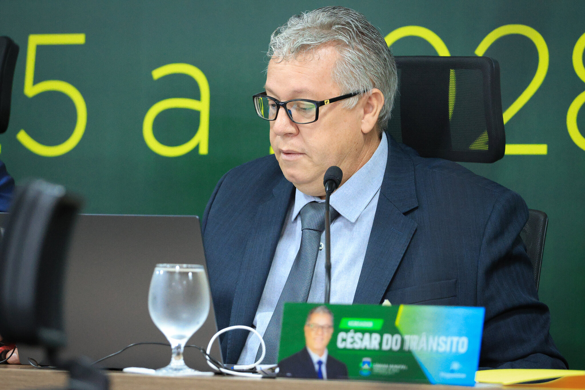 PROJETO DE LEI SOBRE MOTO TÁXI É APROVADO EM PRIMEIRA VOTAÇÃO NA CÂMARA DE VALPARAÍSO DE GOIÁS