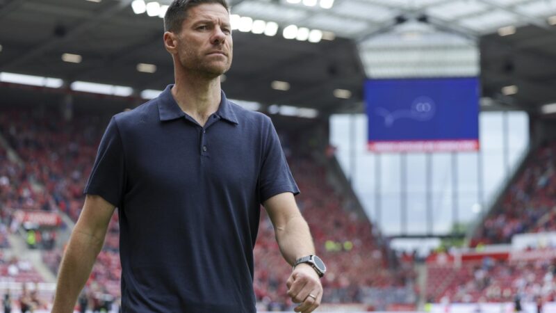 Real Madrid anuncia Xabi Alonso como substituto de Ancelotti