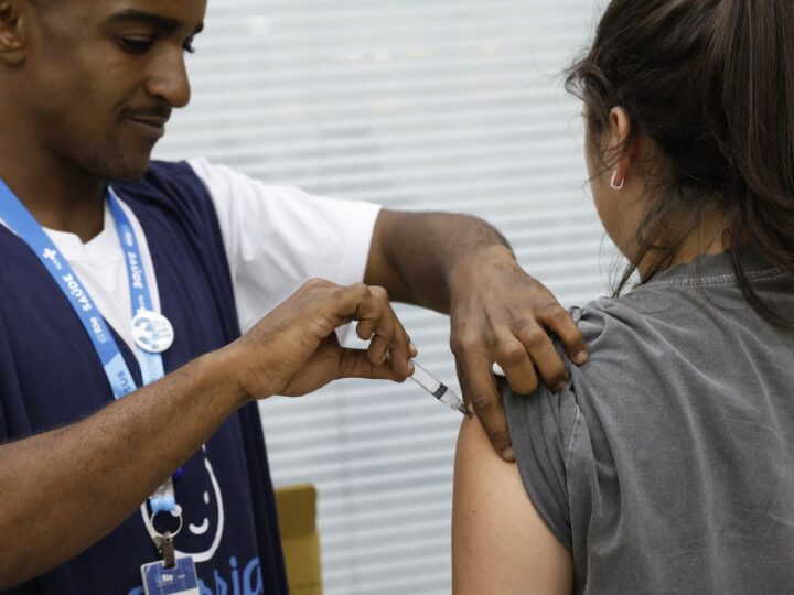 Brasil amplia vacinação contra hepatite A para usuários de PrEP