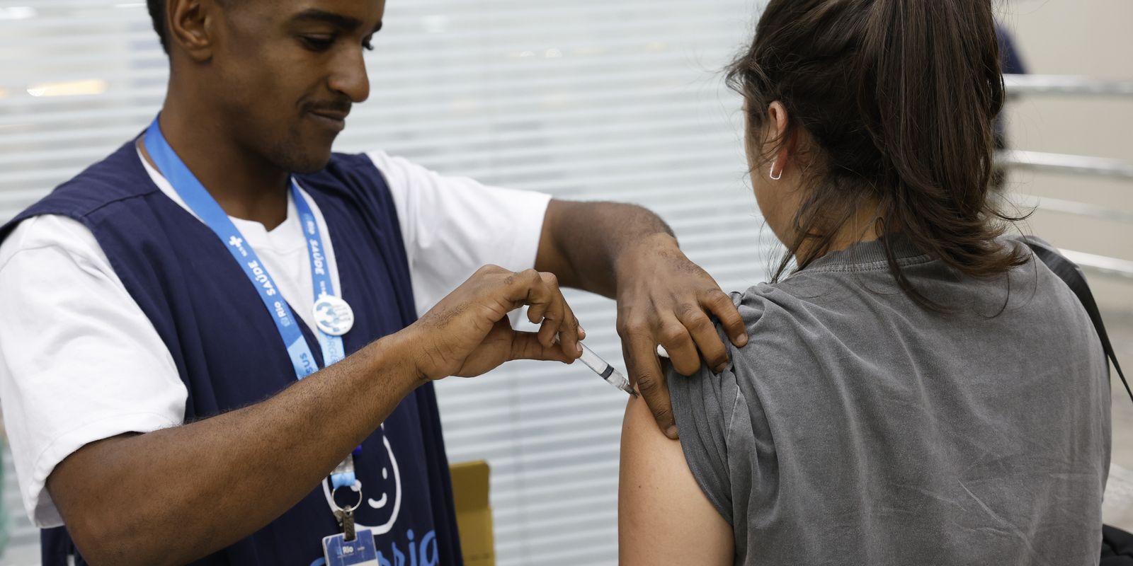 Brasil amplia vacinação contra hepatite A para usuários de PrEP
