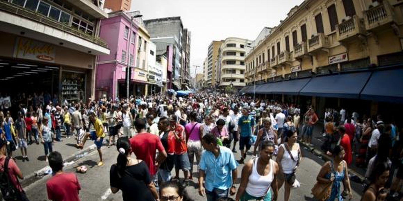 IBGE: cai a desigualdade da renda entre ricos e pobres no Brasil