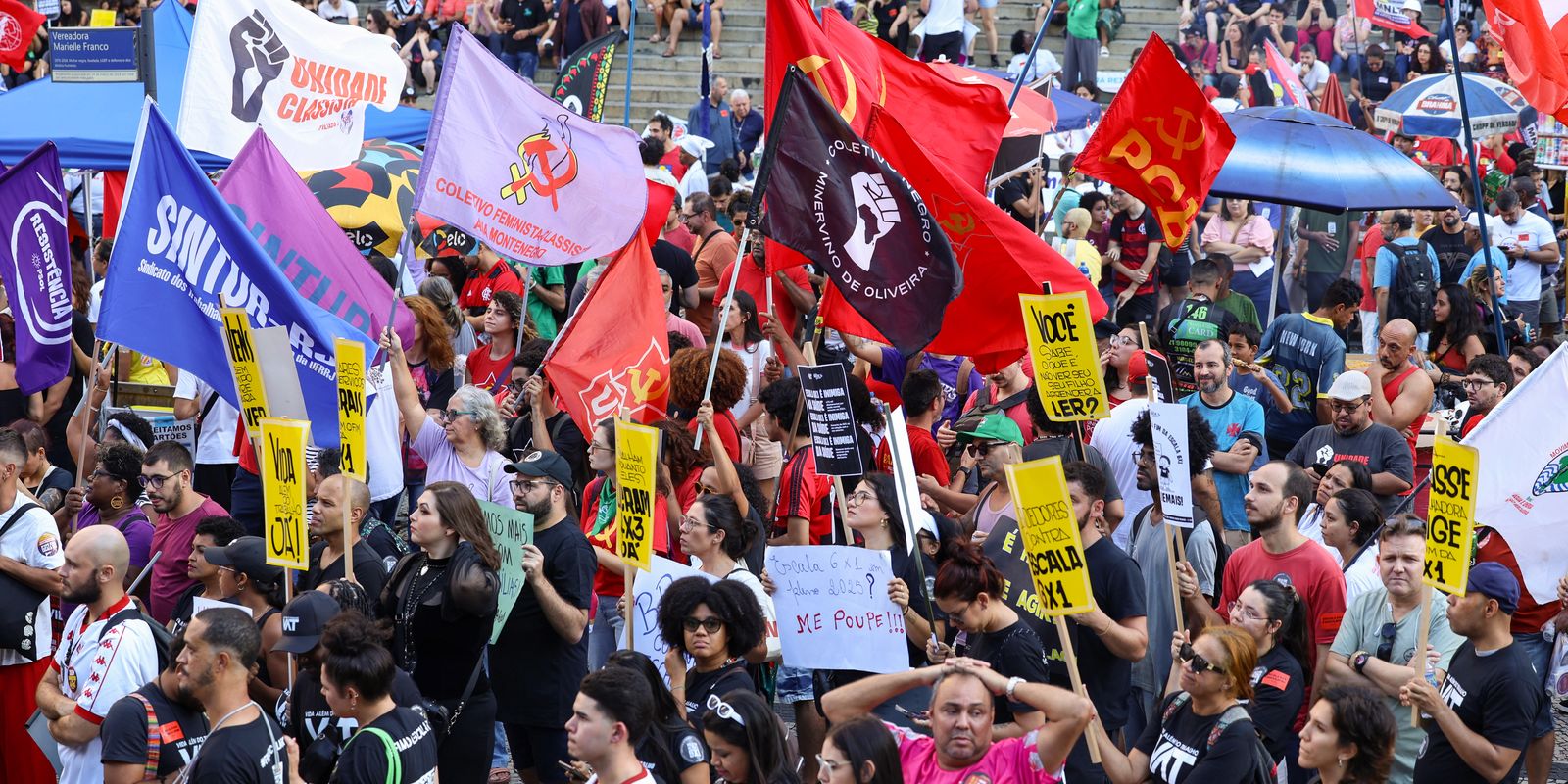 No Rio de Janeiro, manifestantes pedem fim da escala 6×1