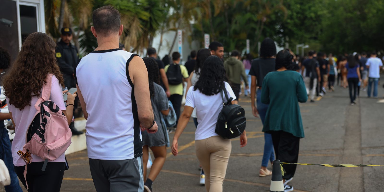 Amplia Enem recebe inscrições de estudantes de baixa renda até sexta