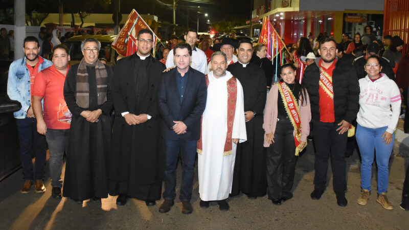Prefeito Luis Otavio participa da Alvorada do Divino, que marca o início da 78ª Festa do Divino Espírito Santo em Cristalina