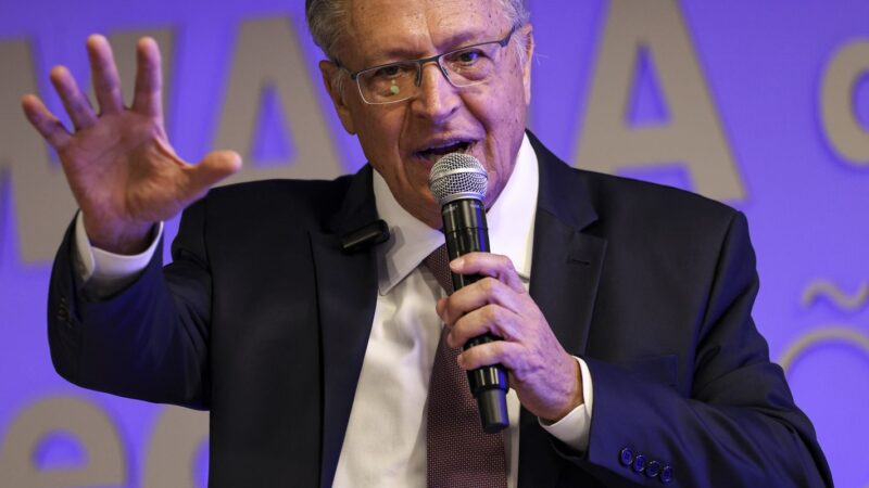 Alckmin passa por exames após sentir enjoo e dores abdominais