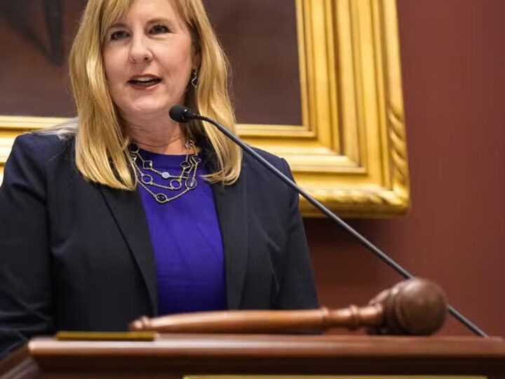 EUA: deputada Democrata do Minnesota é assassinada a tiros